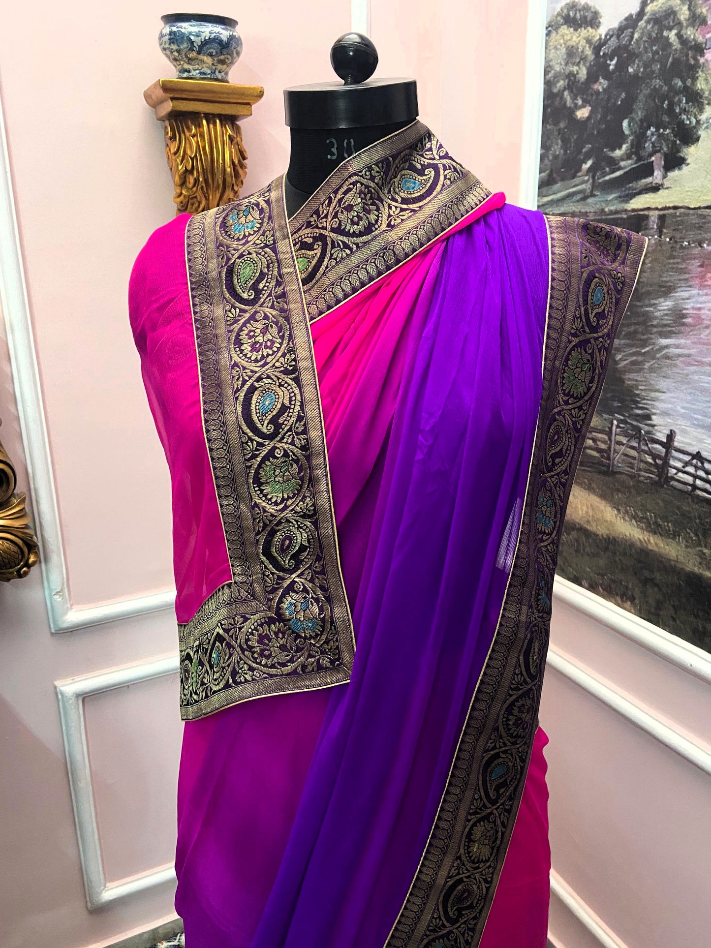 Rani to purple shaded antique border saree