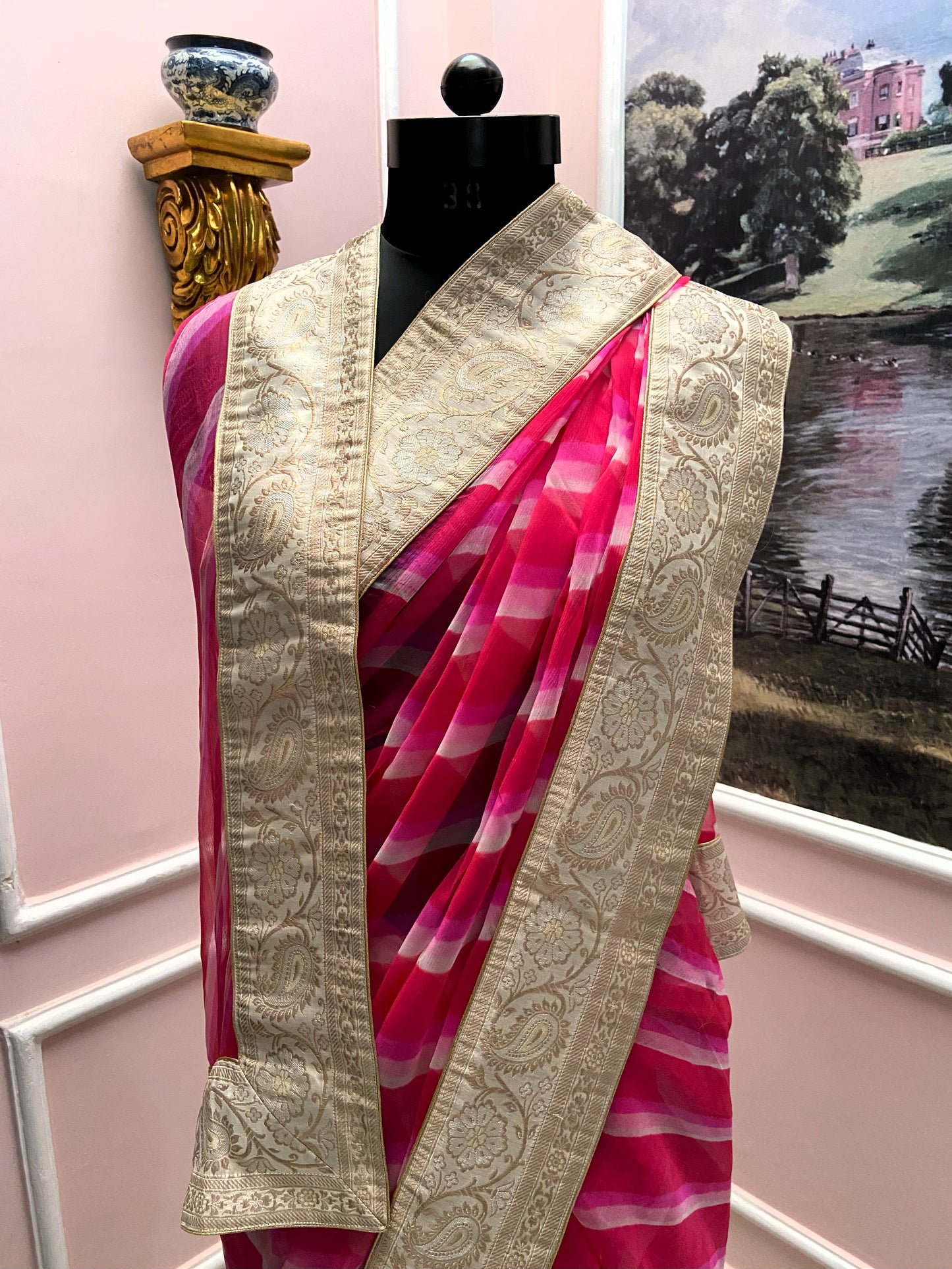 Pink lehariya antique border saree
