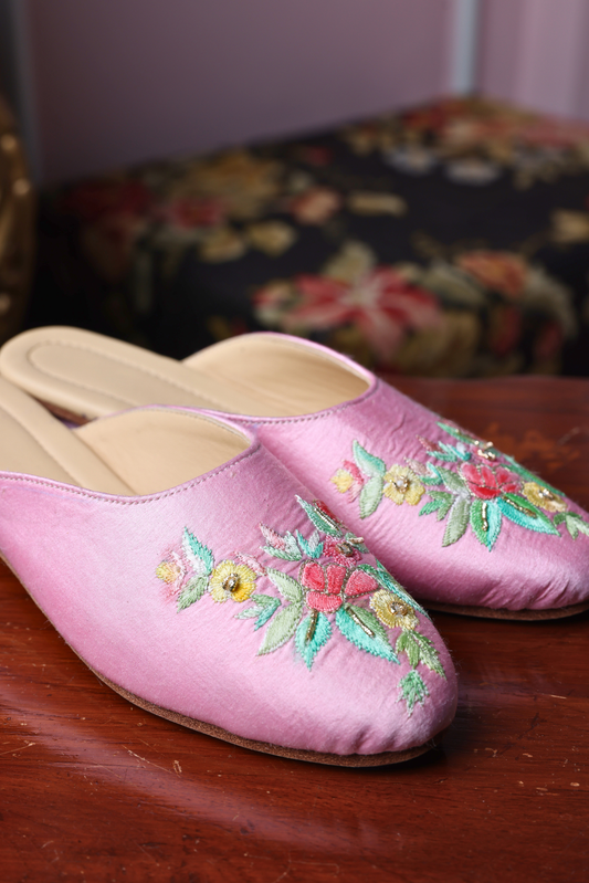 Gulabi Phool Mules