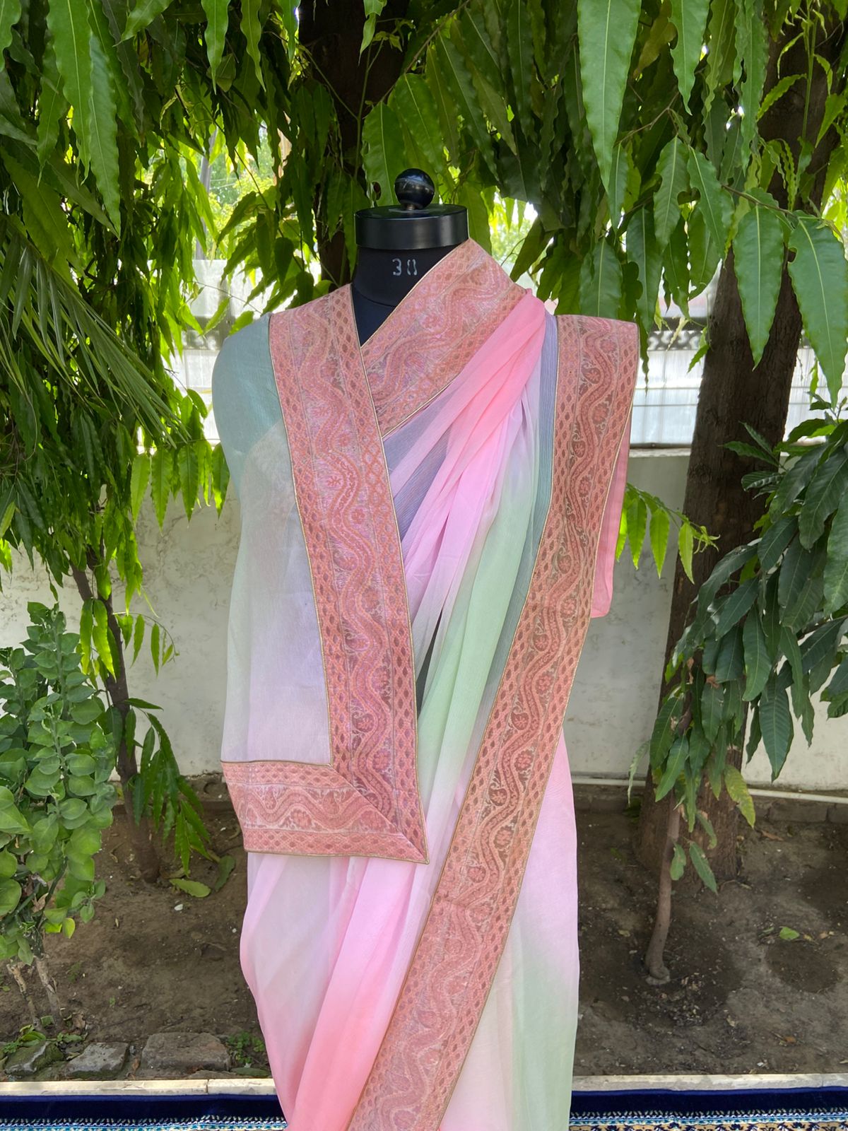 Pink-green shaded antique border saree