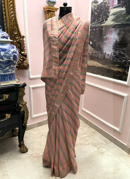 Pink biege lehariya antique border saree