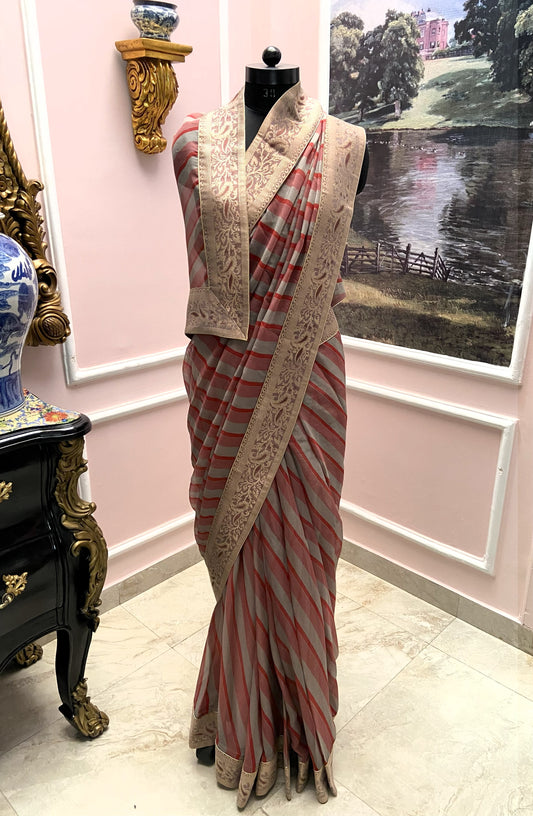 Red grey lehariya antique border saree