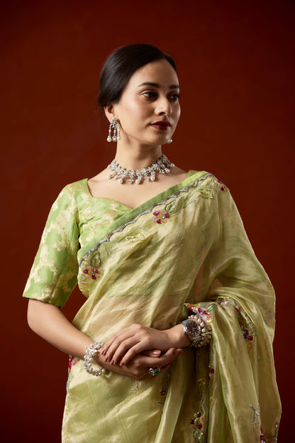 Lila tissue saree