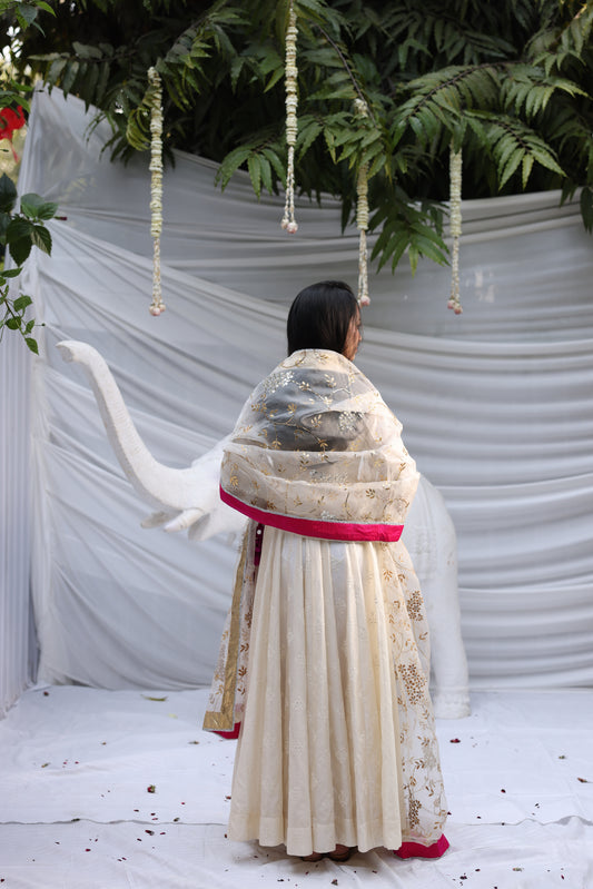 Zarina Angrakha