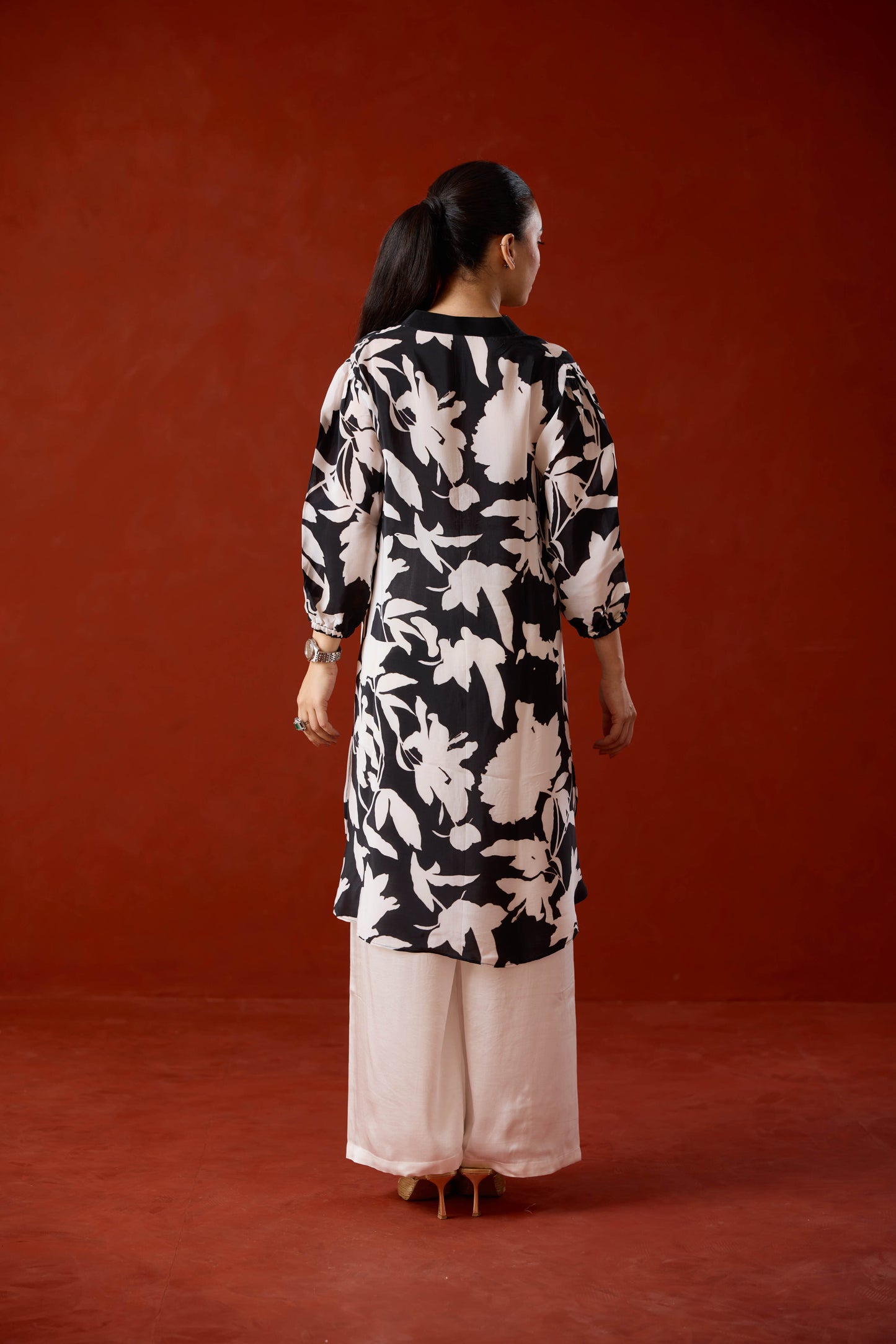 Elyna Floral Kurta Set with Ombre Dupatta