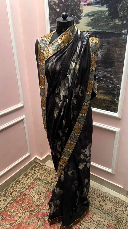 Sharmilli Printed Antique Border Saree