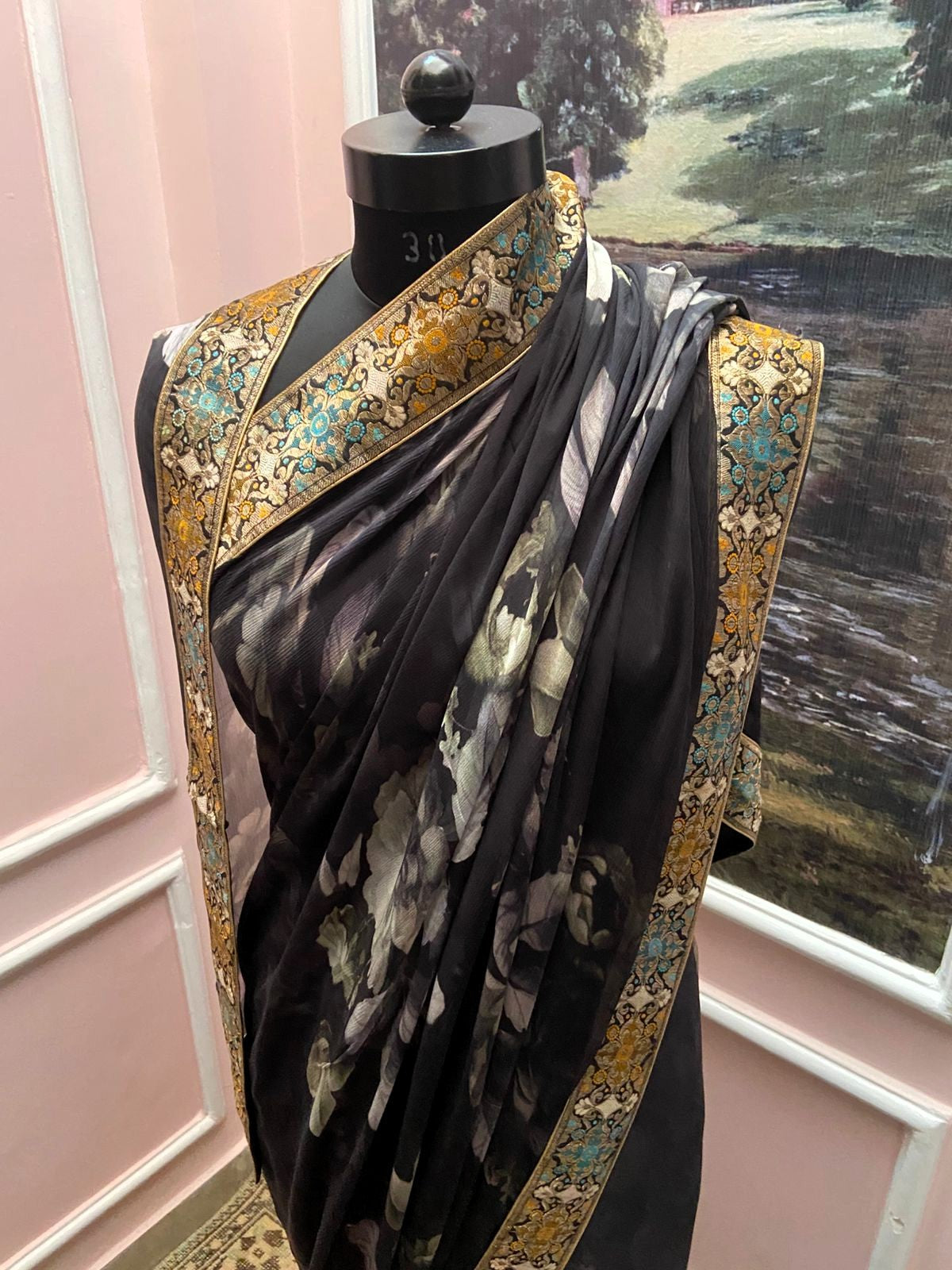 Sharmilli Printed Antique Border Saree