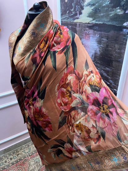 Peach Floral Printed Antique Border Saree