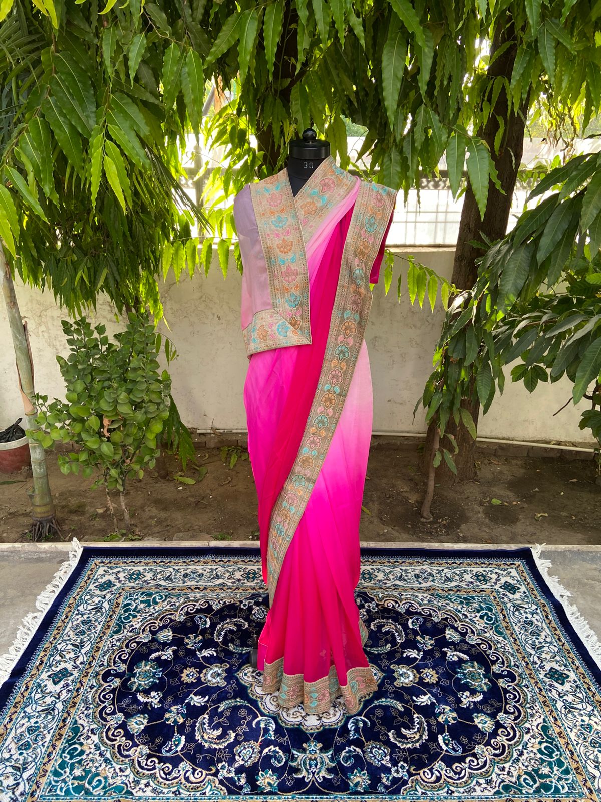 Rani-pink ombre antique border saree