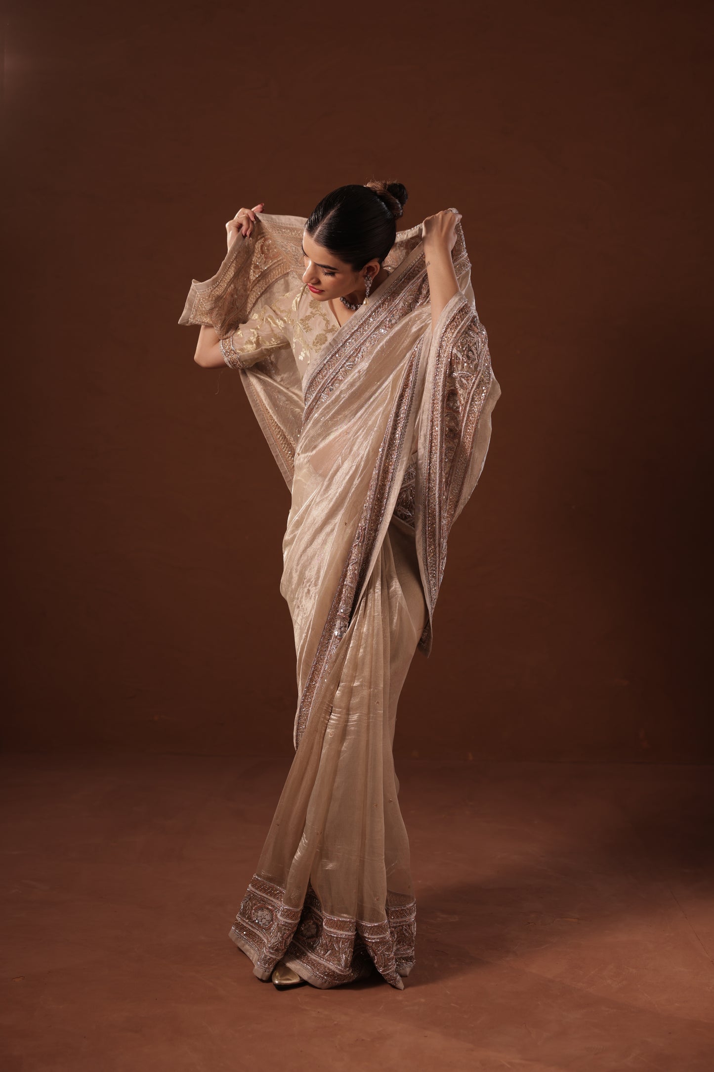 Sodamini Antique Silver Tissue Saree
